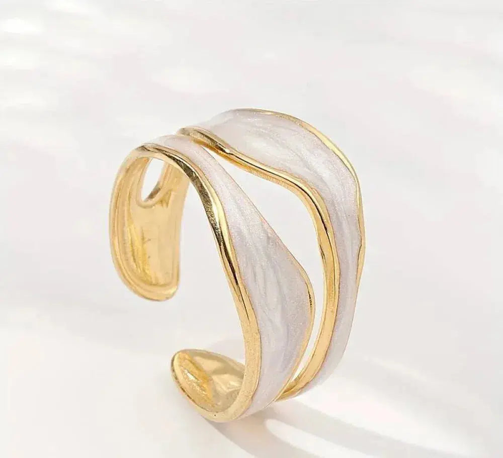 Vintažinis balt黄金 žiedas